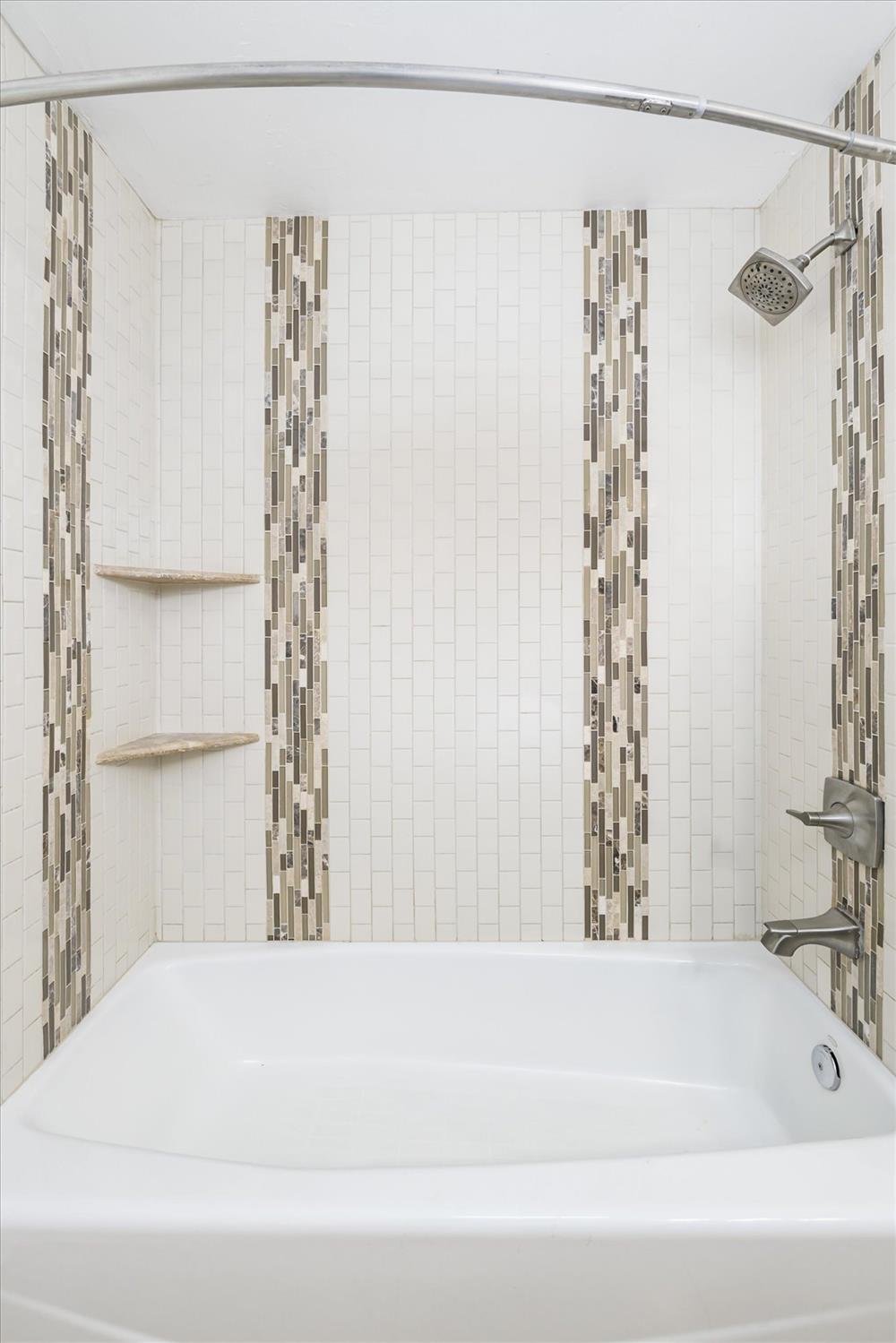 2574 Prescott Avenue