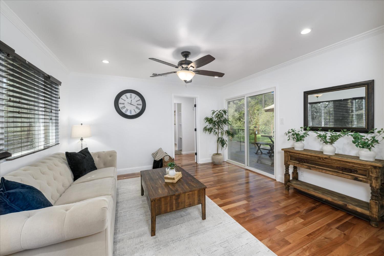 2574 Prescott Avenue