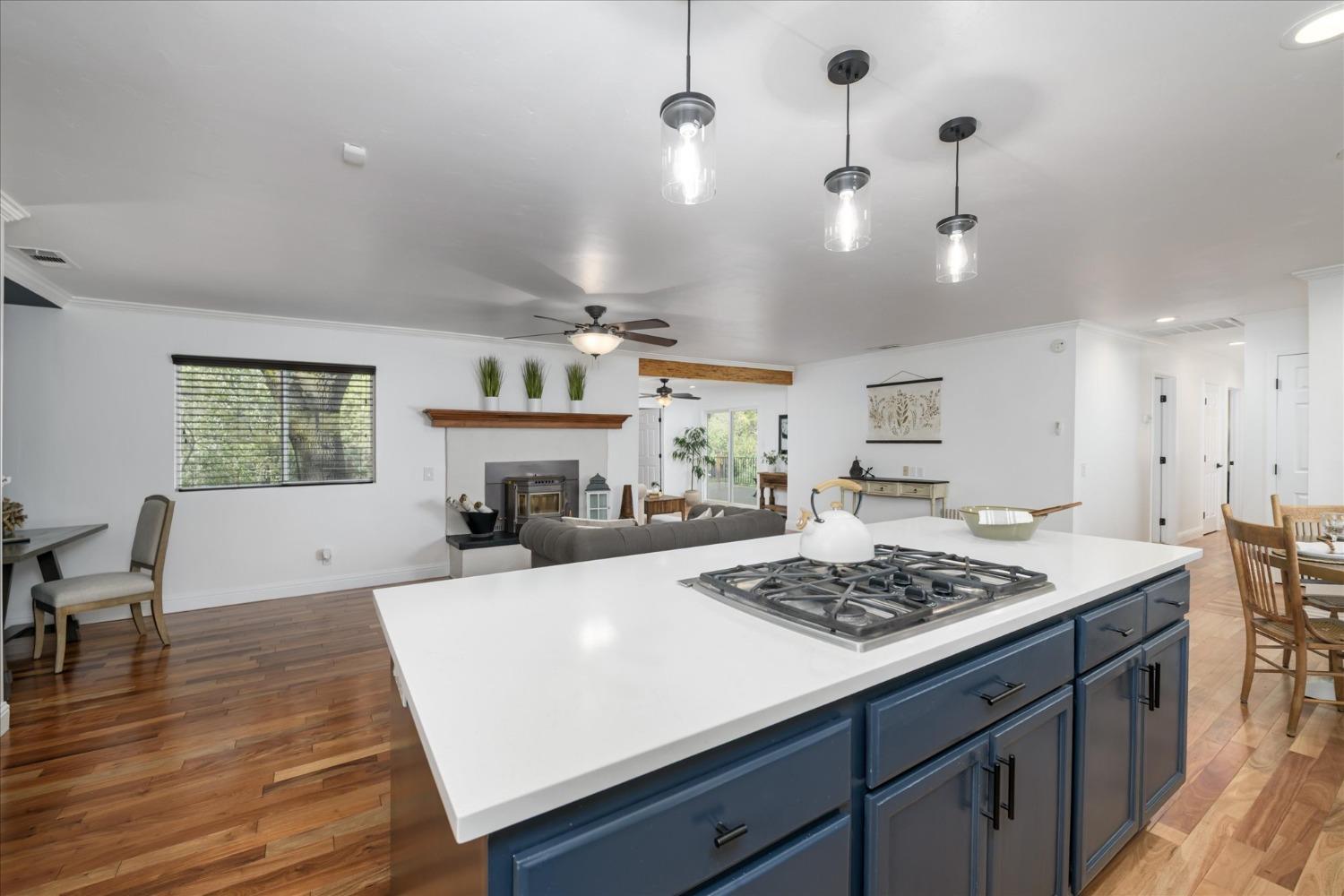 2574 Prescott Avenue