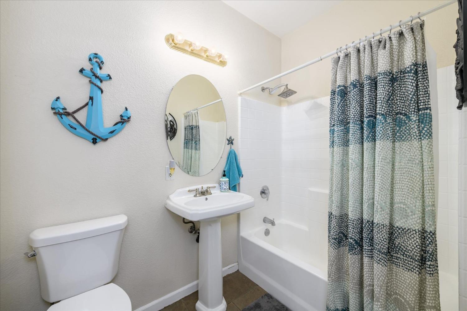 2760 Hawks Landing Court