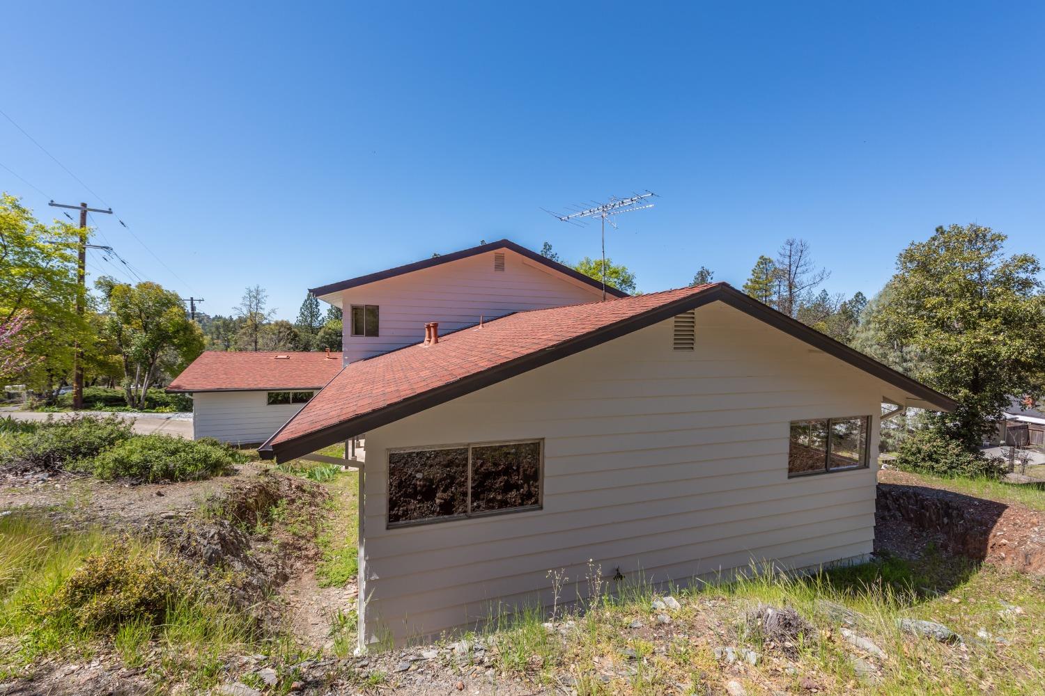 2820 Northridge Drive