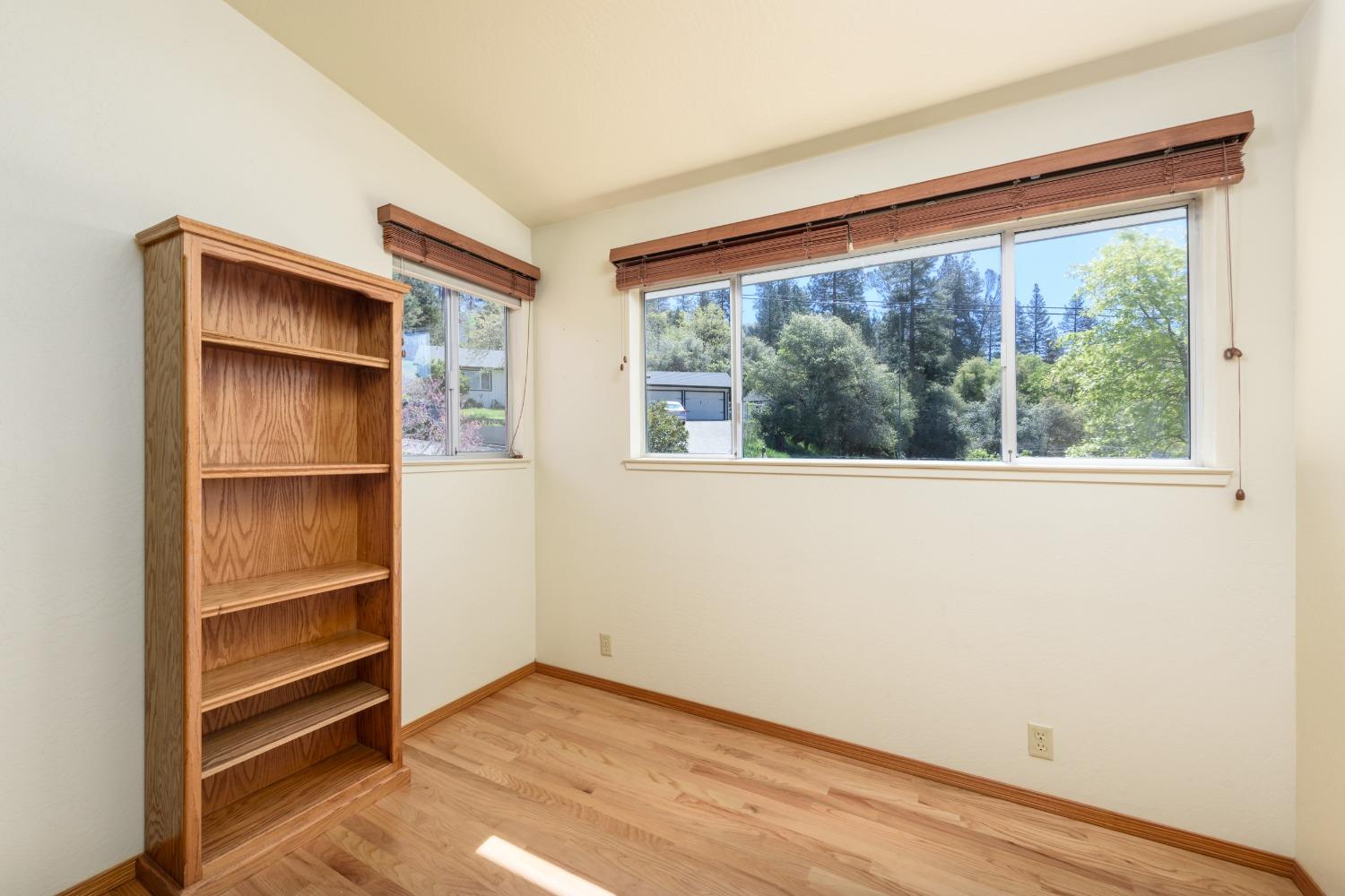 2820 Northridge Drive