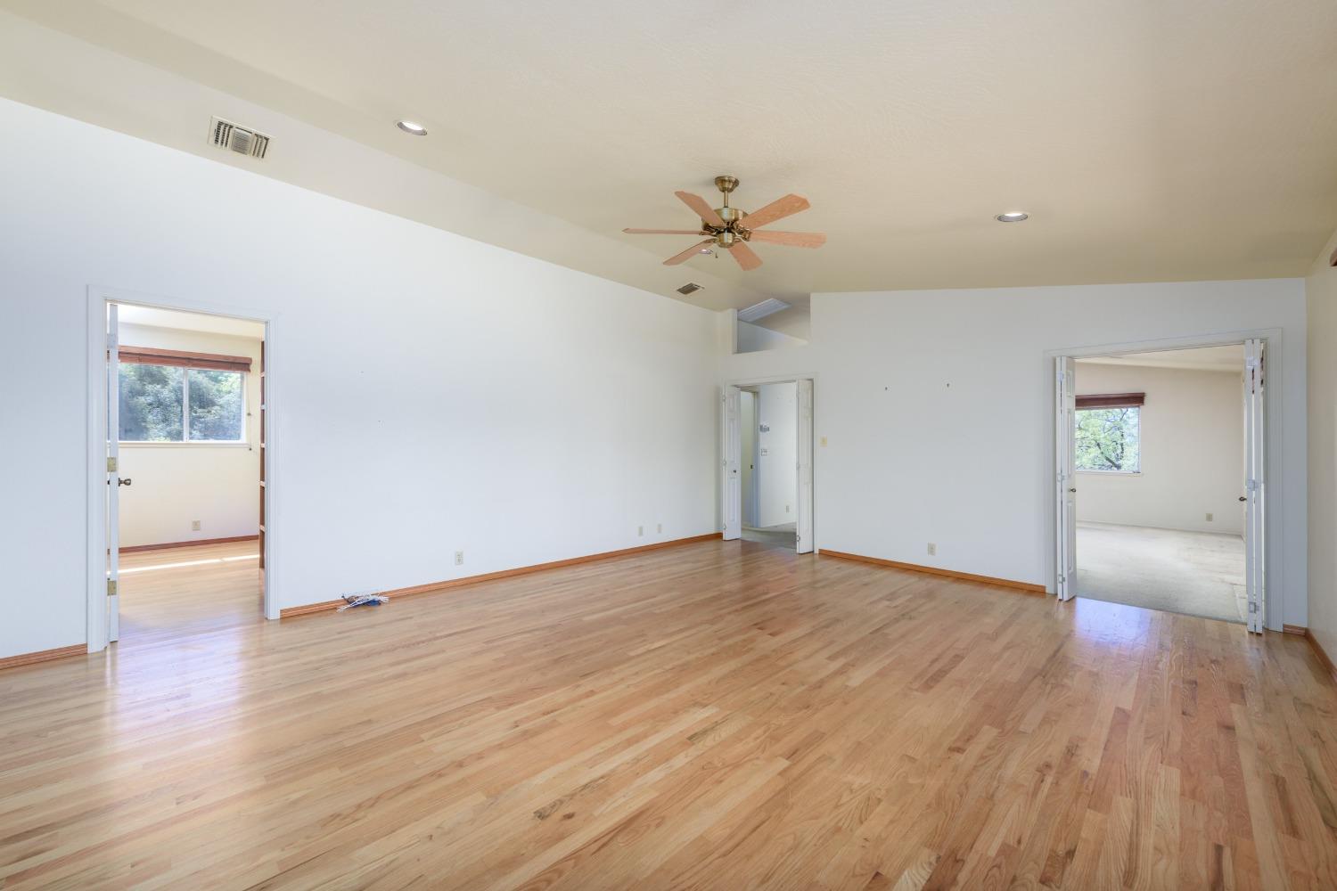 2820 Northridge Drive