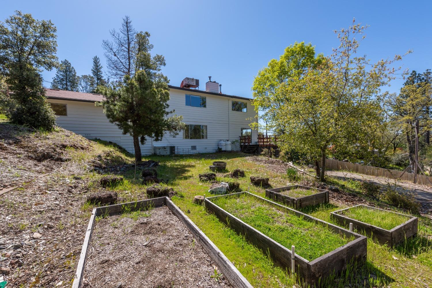 2820 Northridge Drive