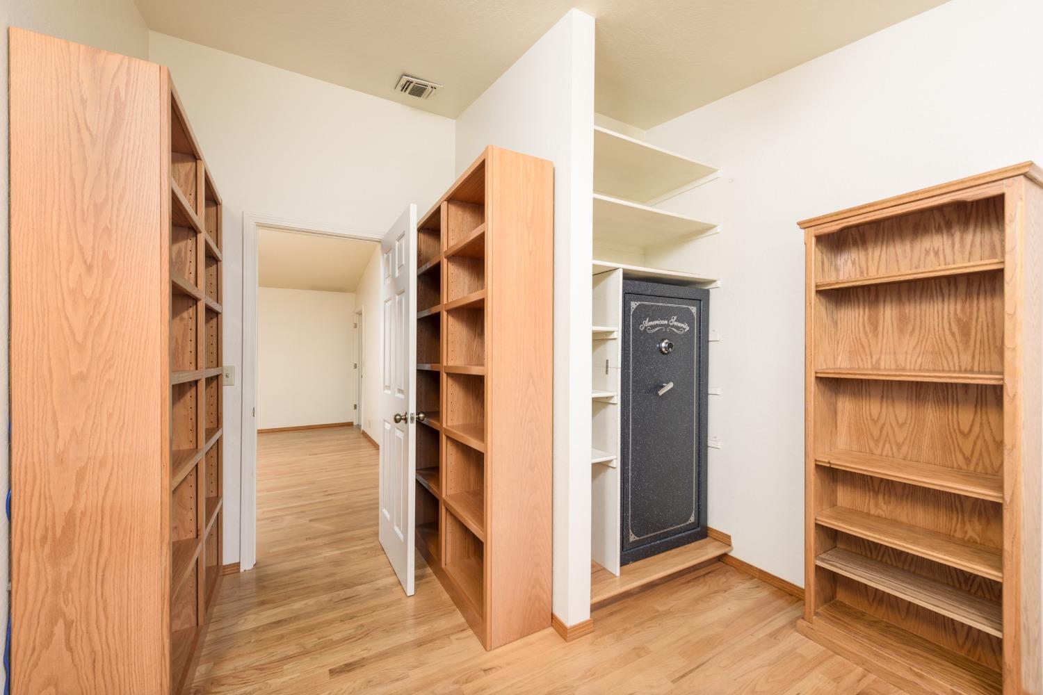 2820 Northridge Drive