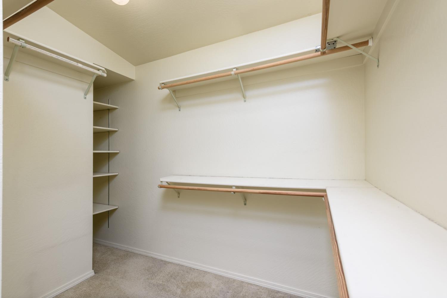 2820 Northridge Drive