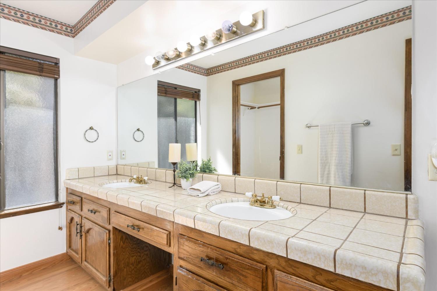 136 Gold Creek Circle