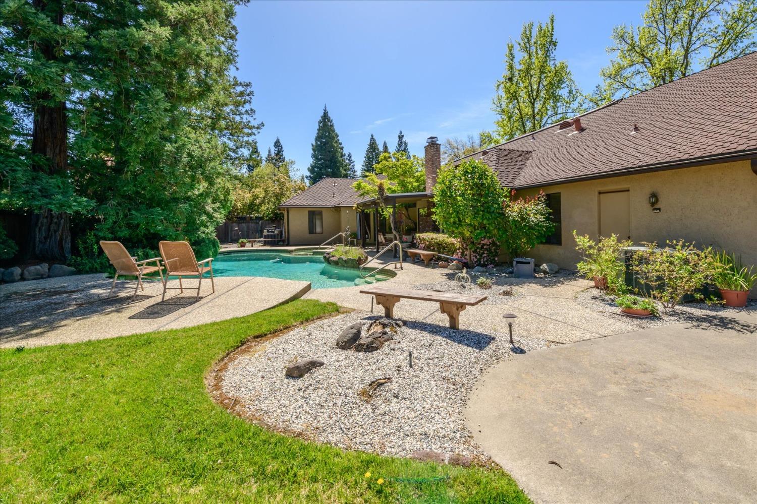 136 Gold Creek Circle