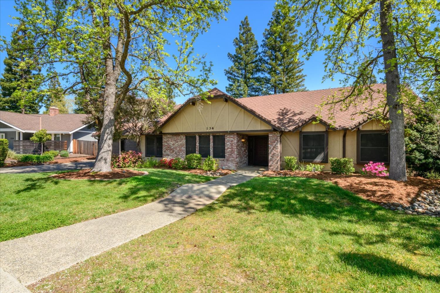 136 Gold Creek Circle