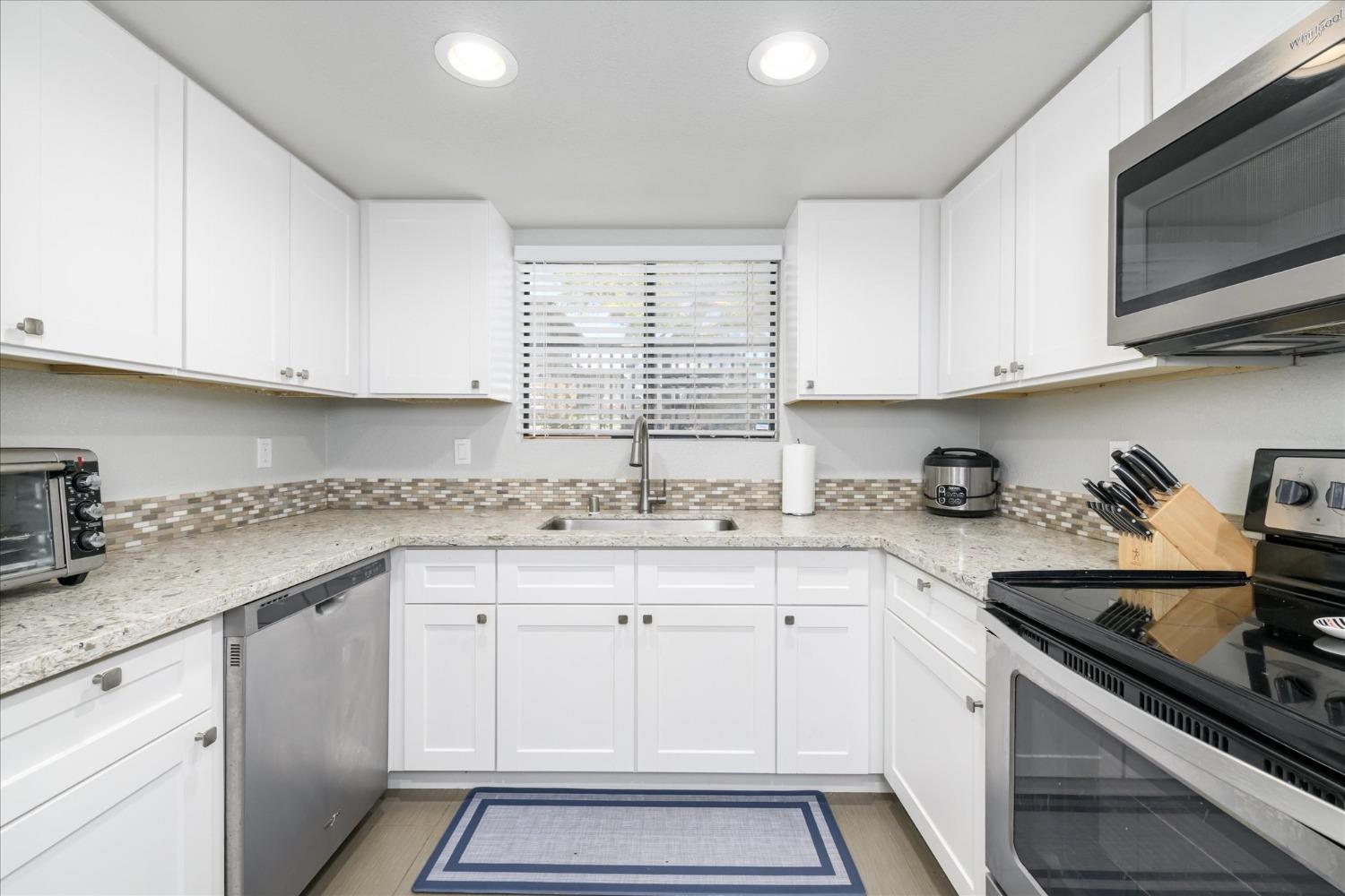 3029 Estepa Drive 8A