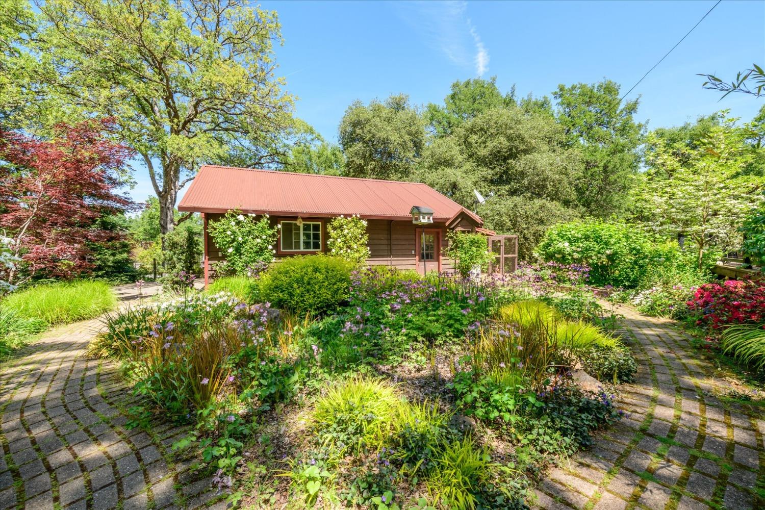 1267 Old Rock Bridge Road