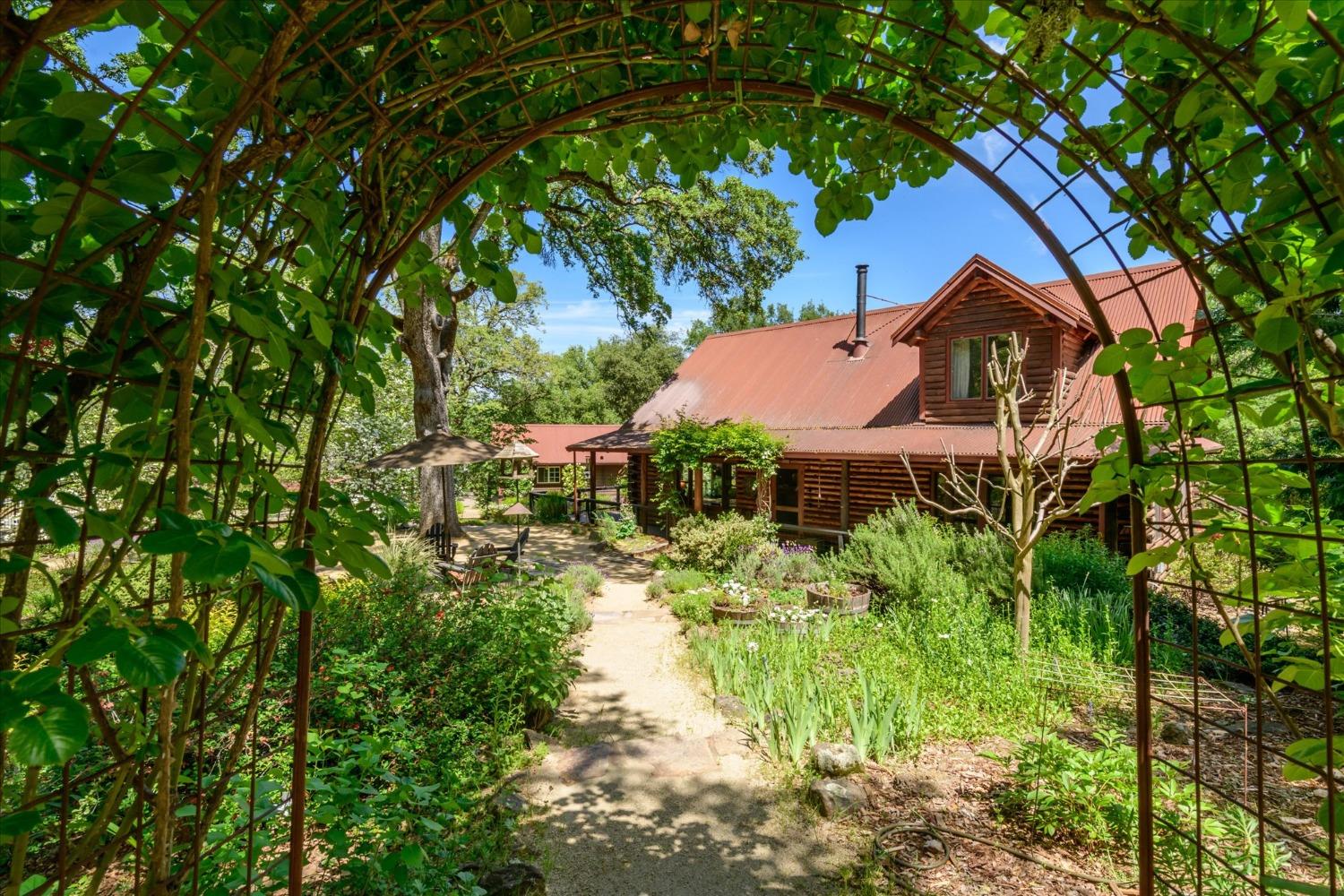 1267 Old Rock Bridge Road