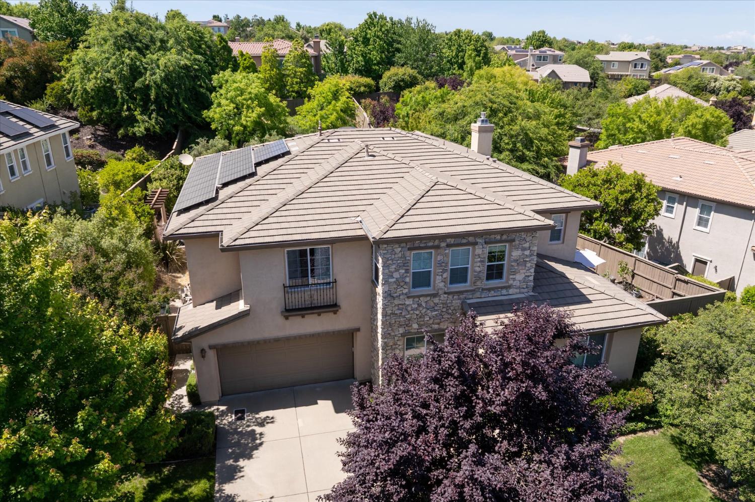 6154 Edgehill Drive