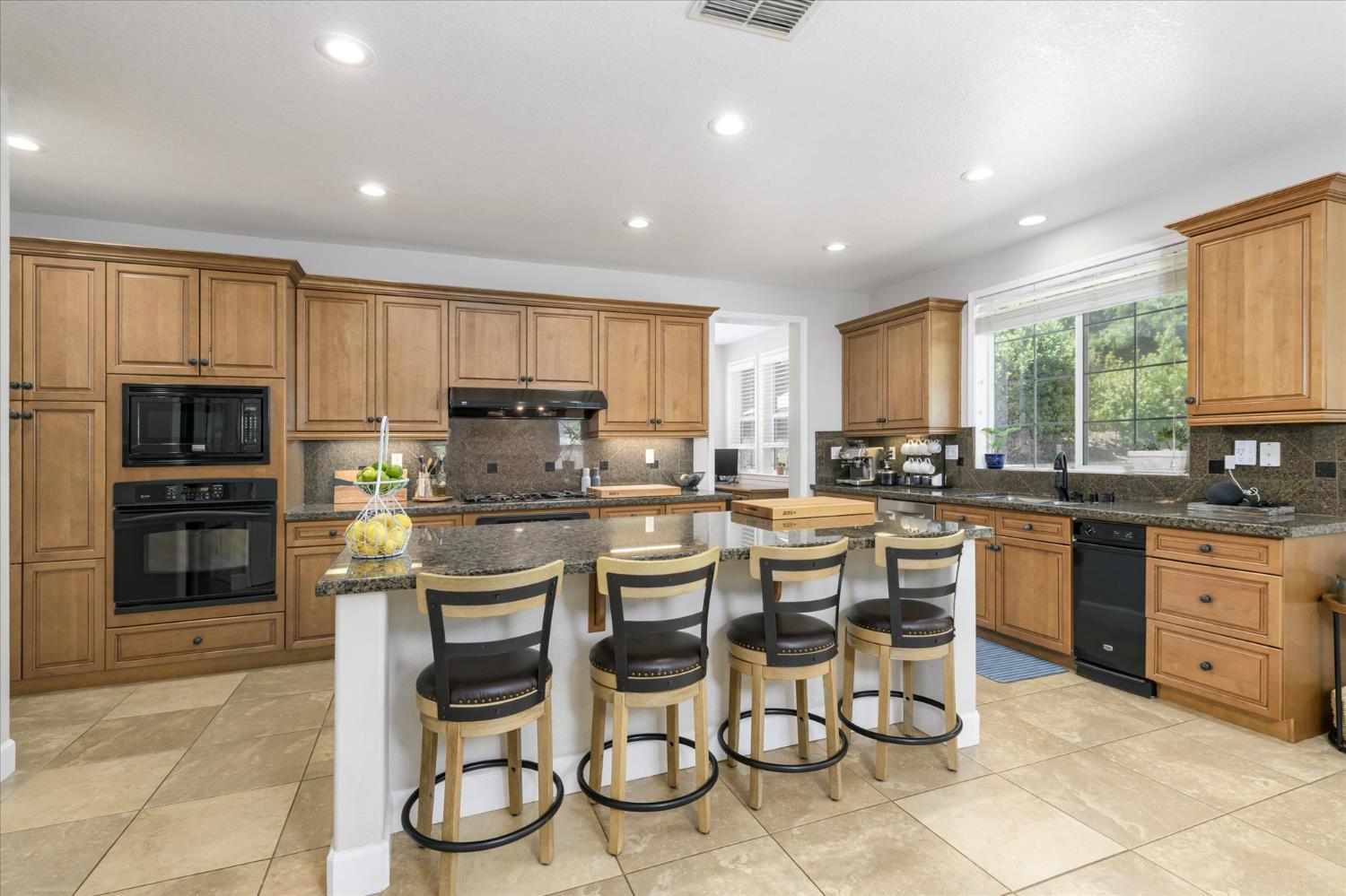 6154 Edgehill Drive