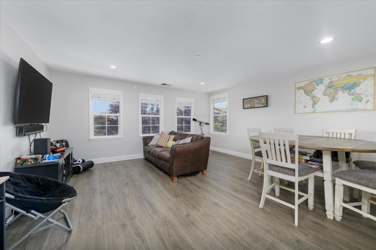 6154 Edgehill Drive