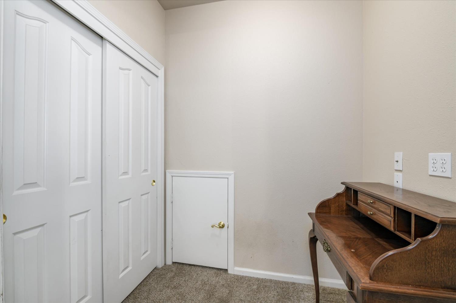 7181 Nutmeg Lane