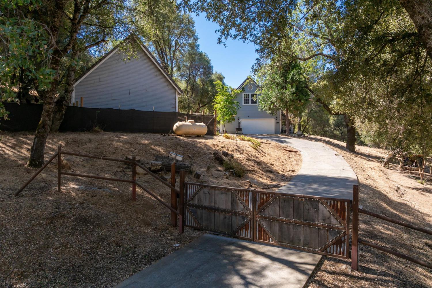 7181 Nutmeg Lane