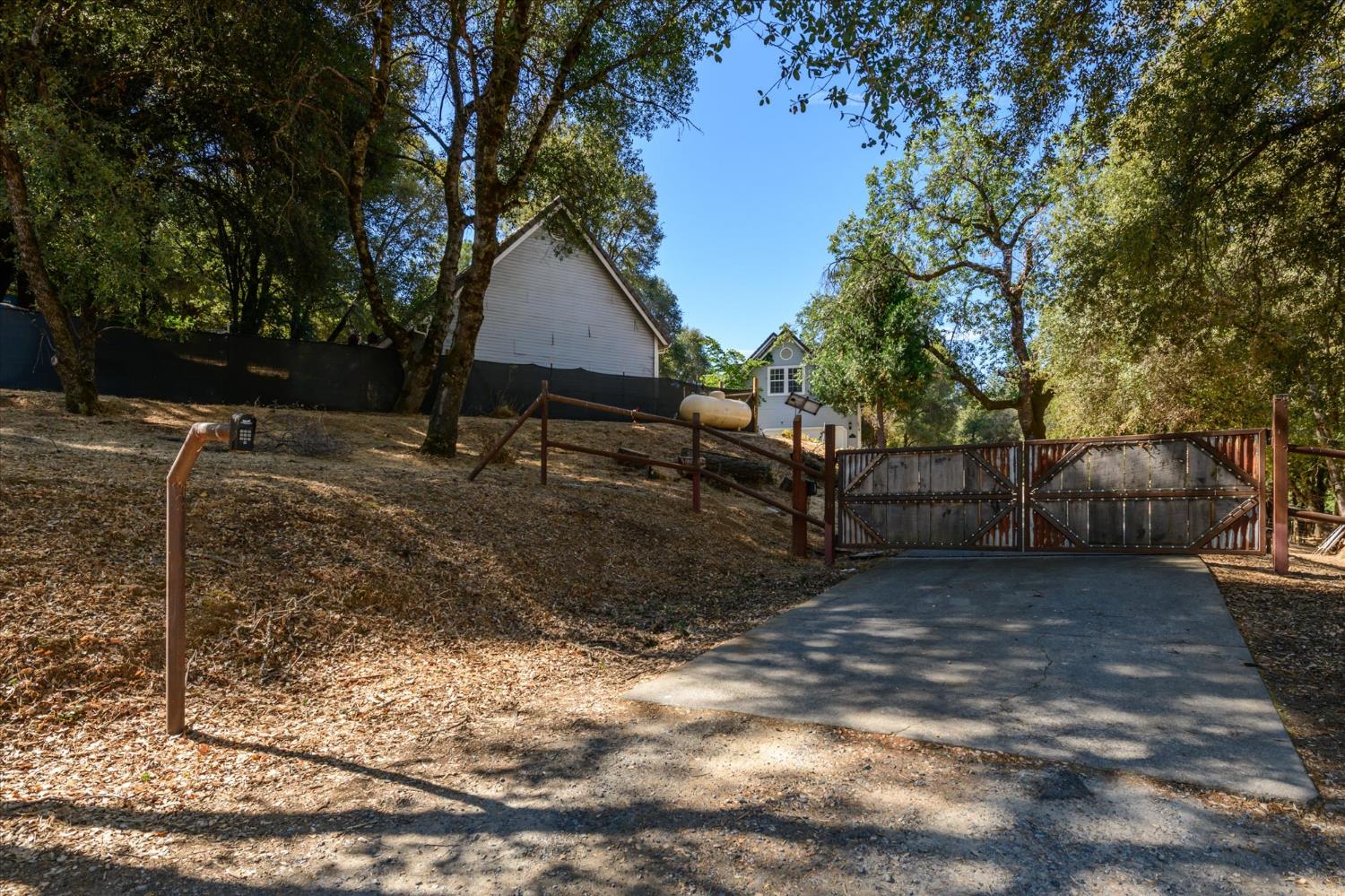 7181 Nutmeg Lane