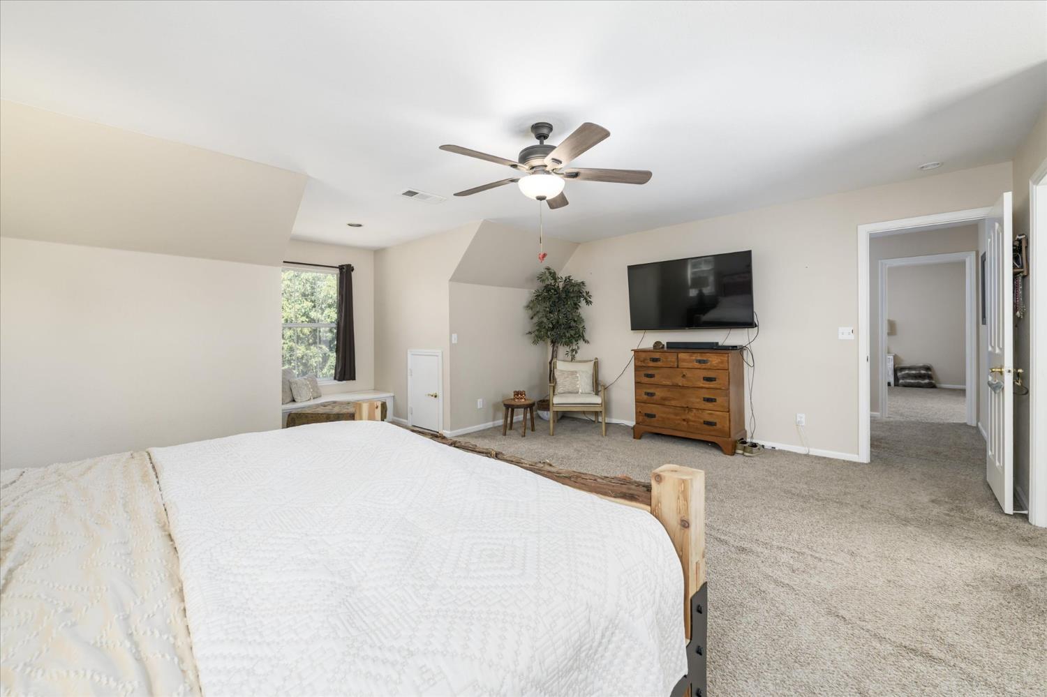 7181 Nutmeg Lane