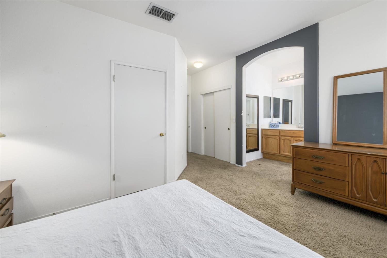 6401 Cedar Ranch Drive