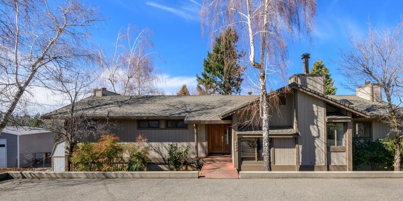 2890 Crystal Springs