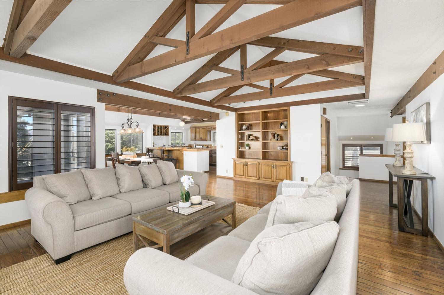 2890 Crystal Springs