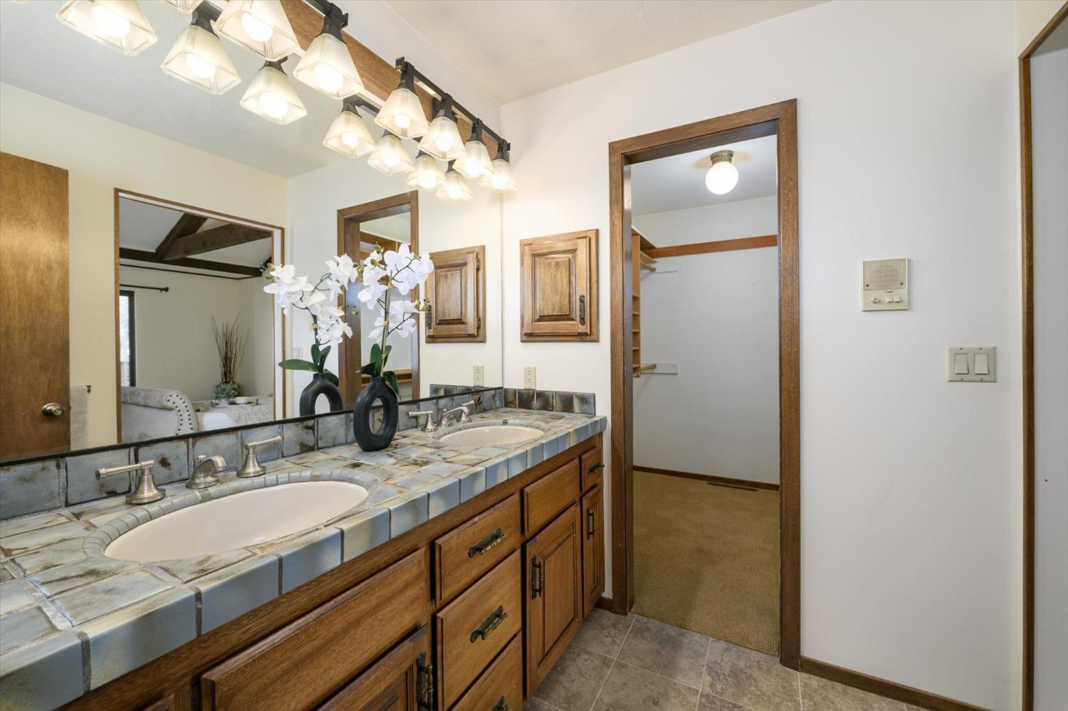 2890 Crystal Springs