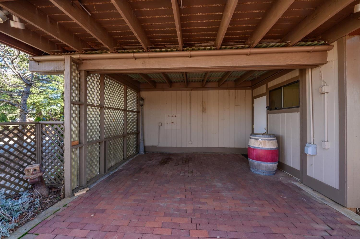 2890 Crystal Springs