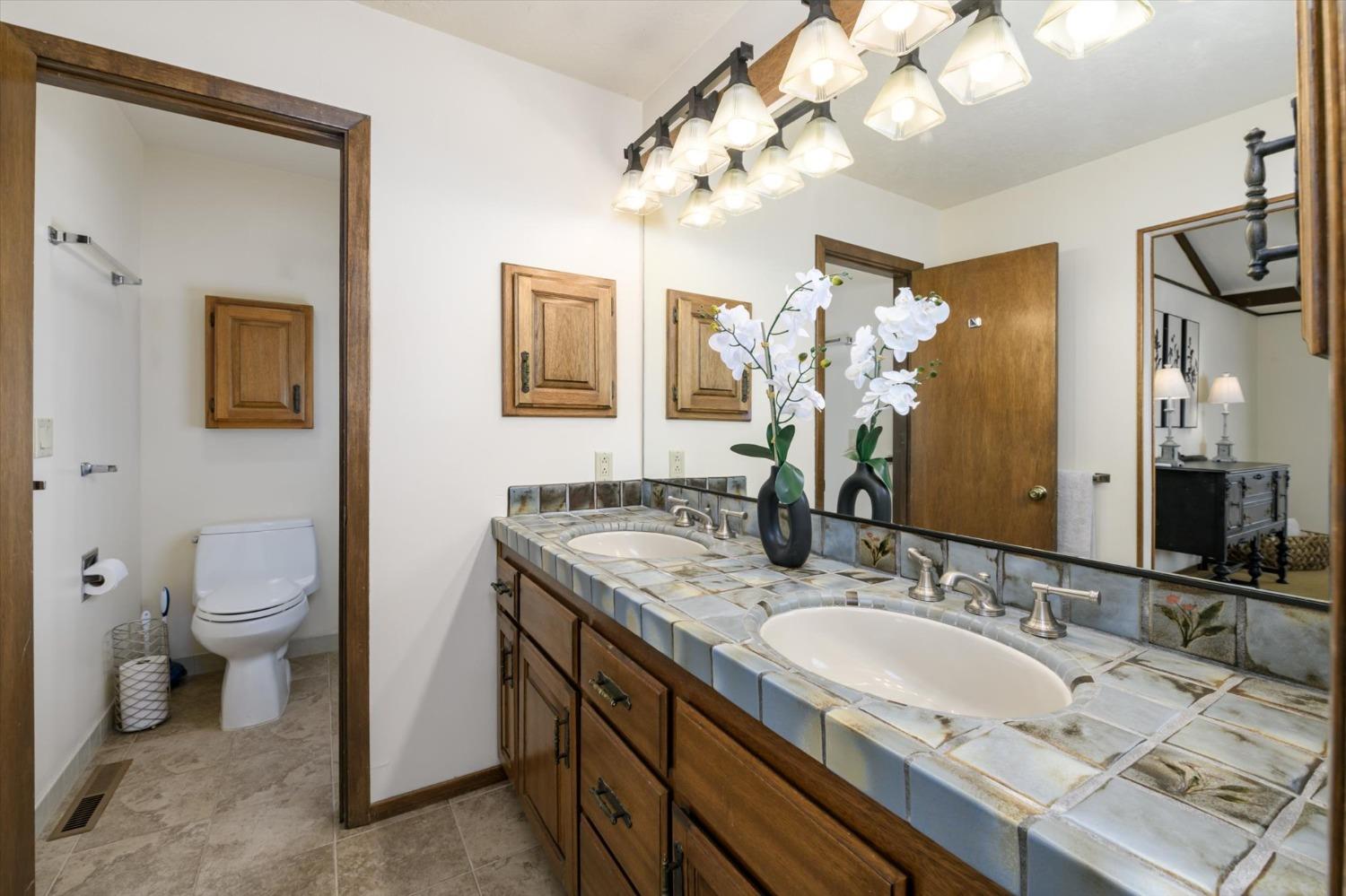 2890 Crystal Springs