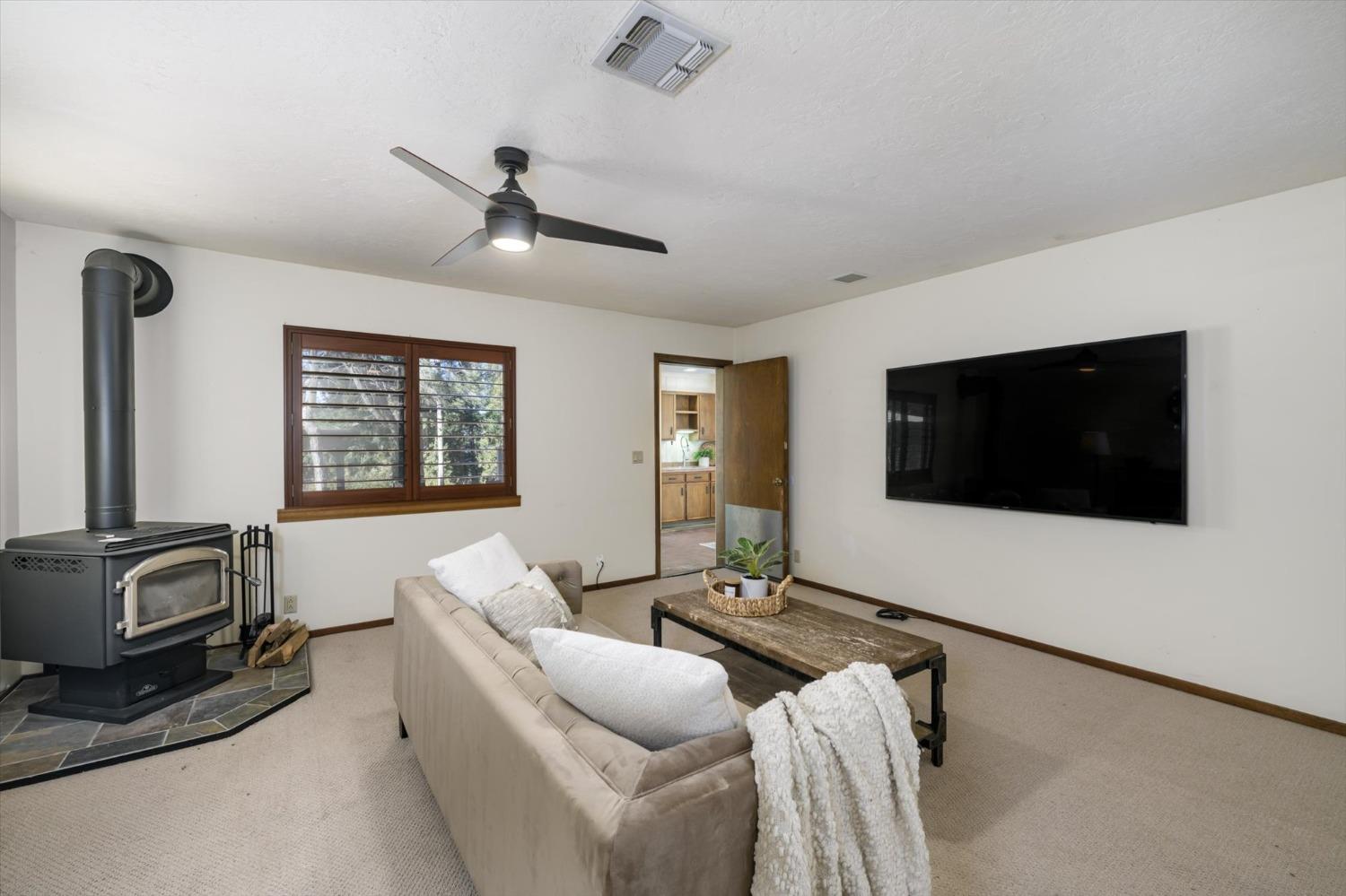 2890 Crystal Springs