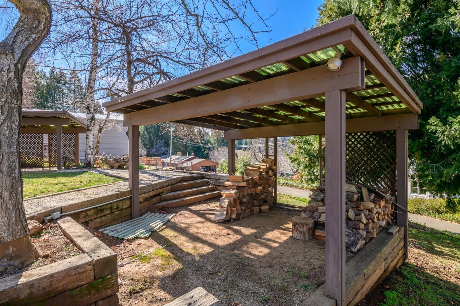 2890 Crystal Springs