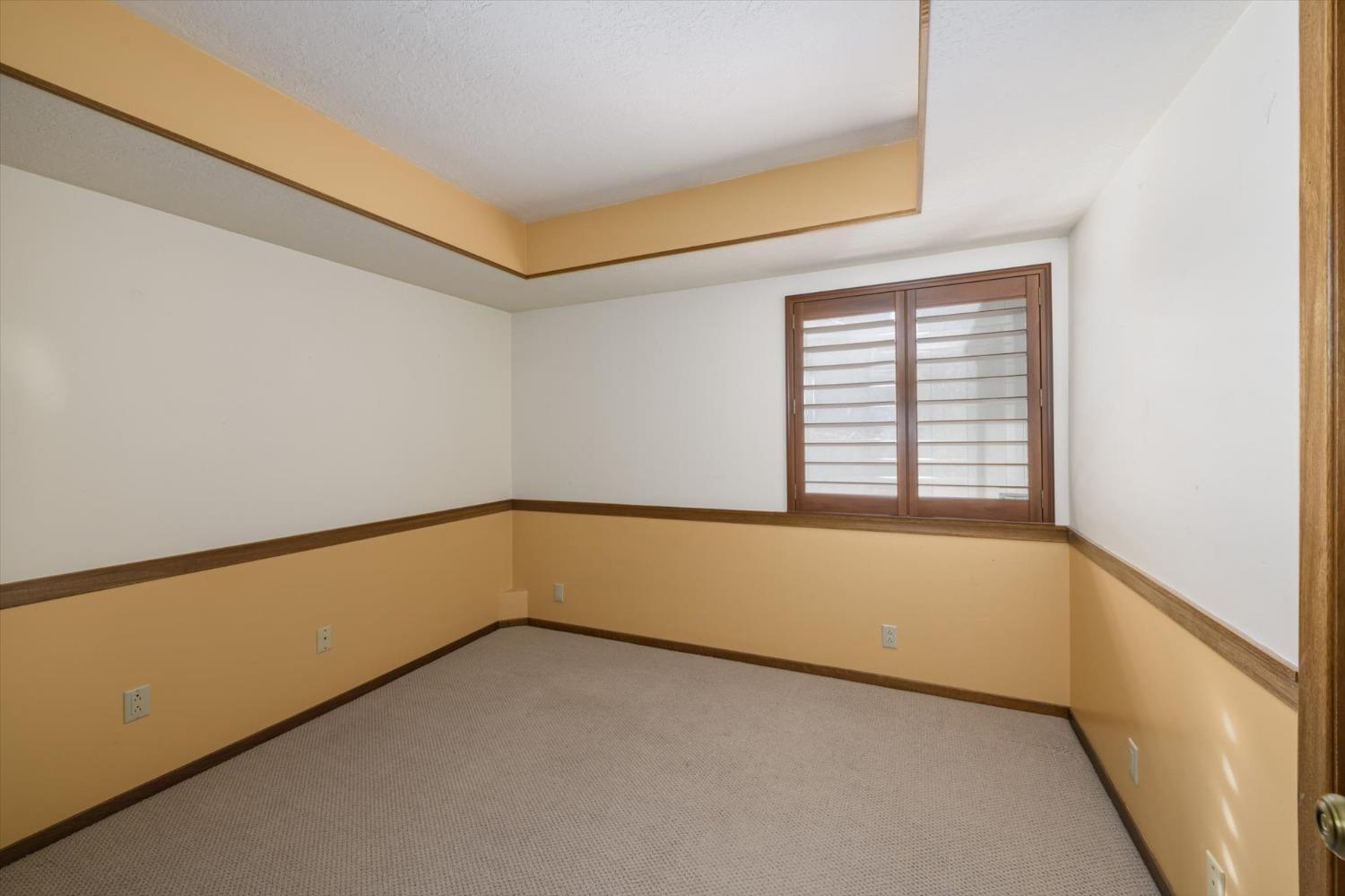 2890 Crystal Springs