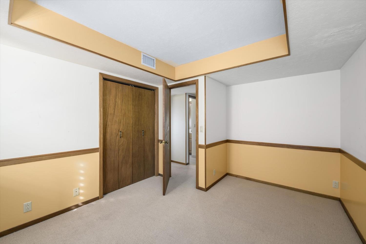 2890 Crystal Springs