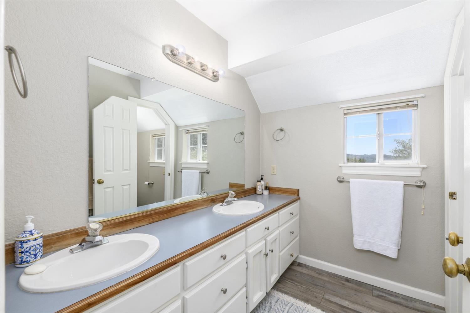 1285 Sierra East Court