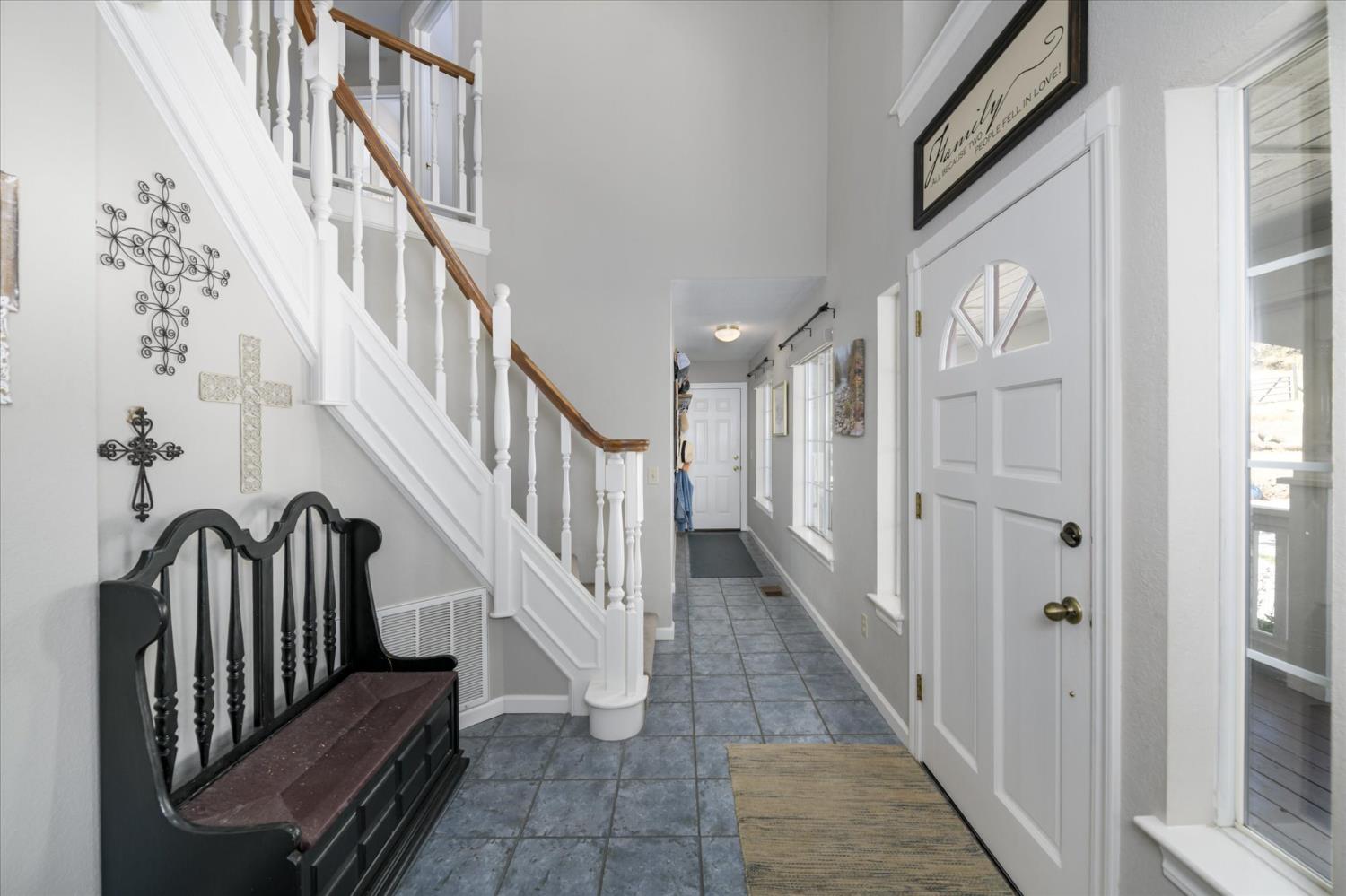 1285 Sierra East Court