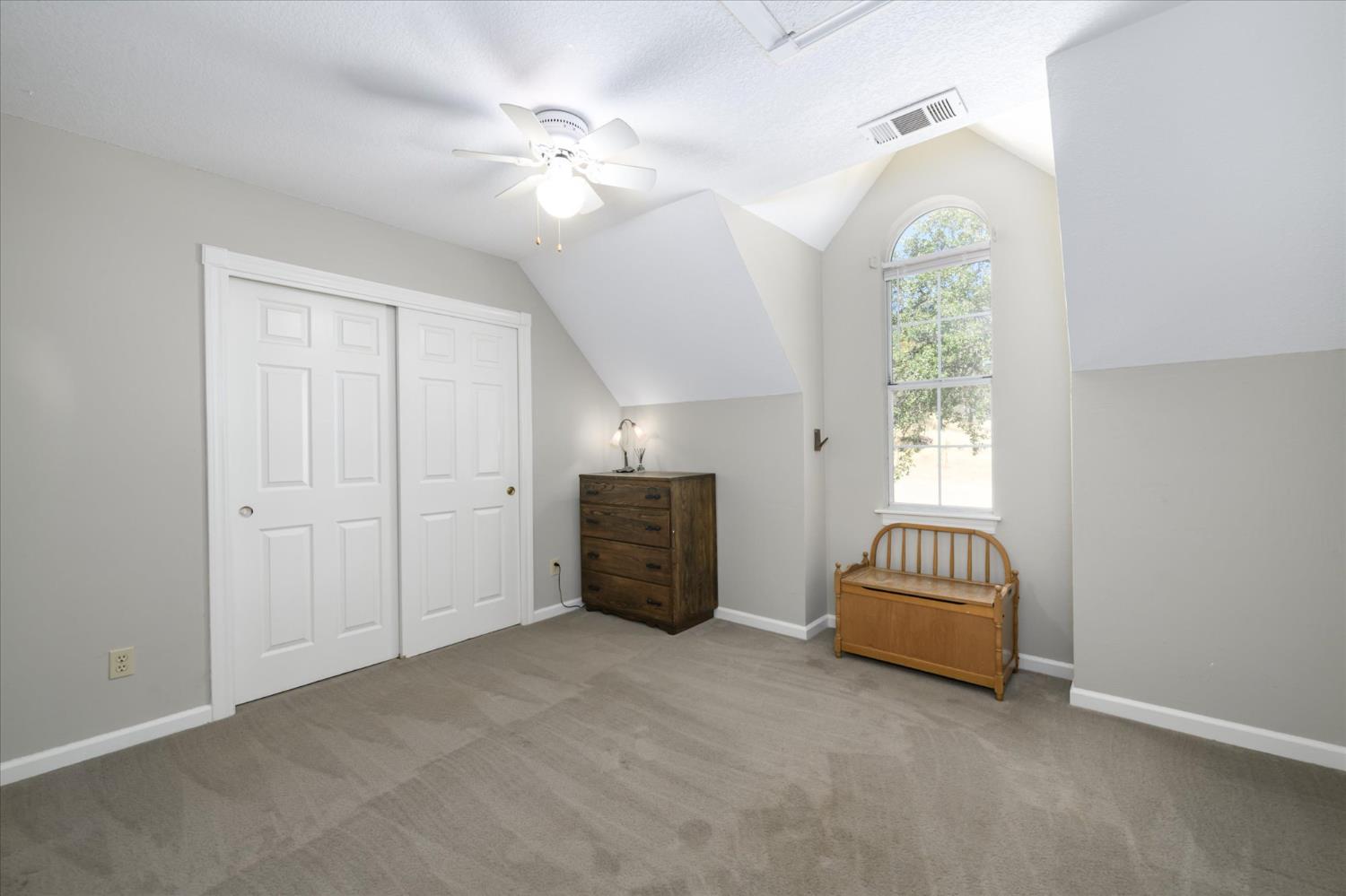 1285 Sierra East Court