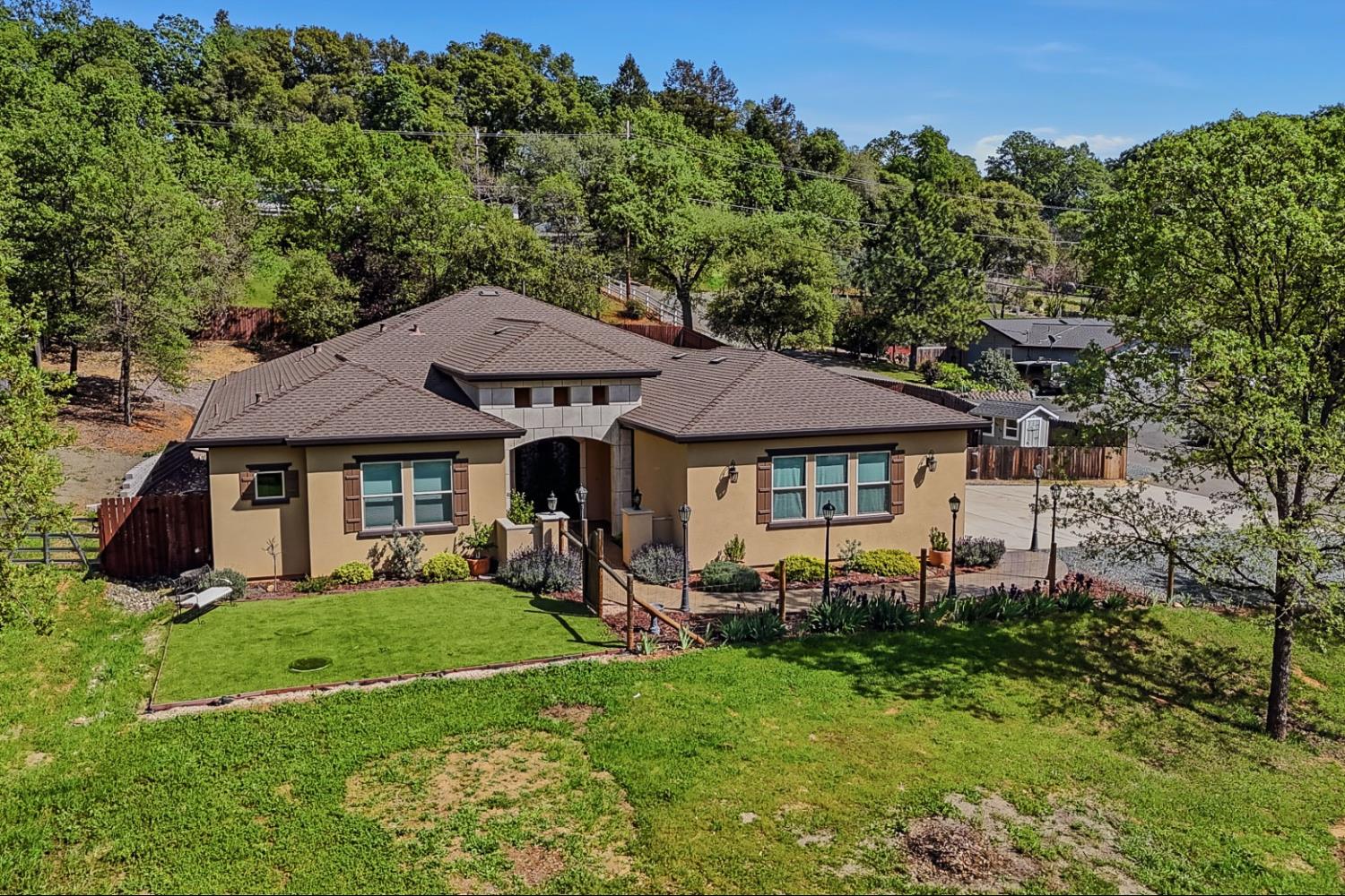 6425 Sharp Lane