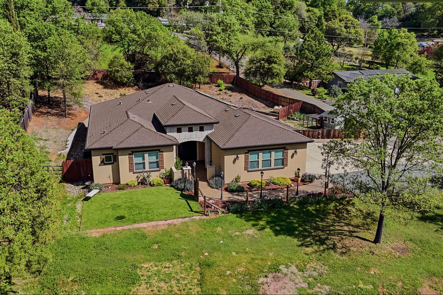 6425 Sharp Lane