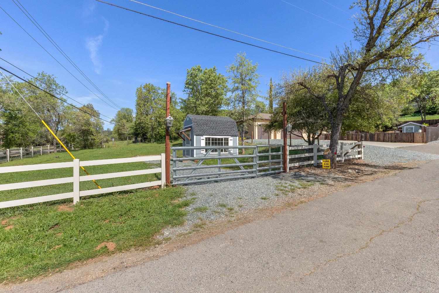 6425 Sharp Lane