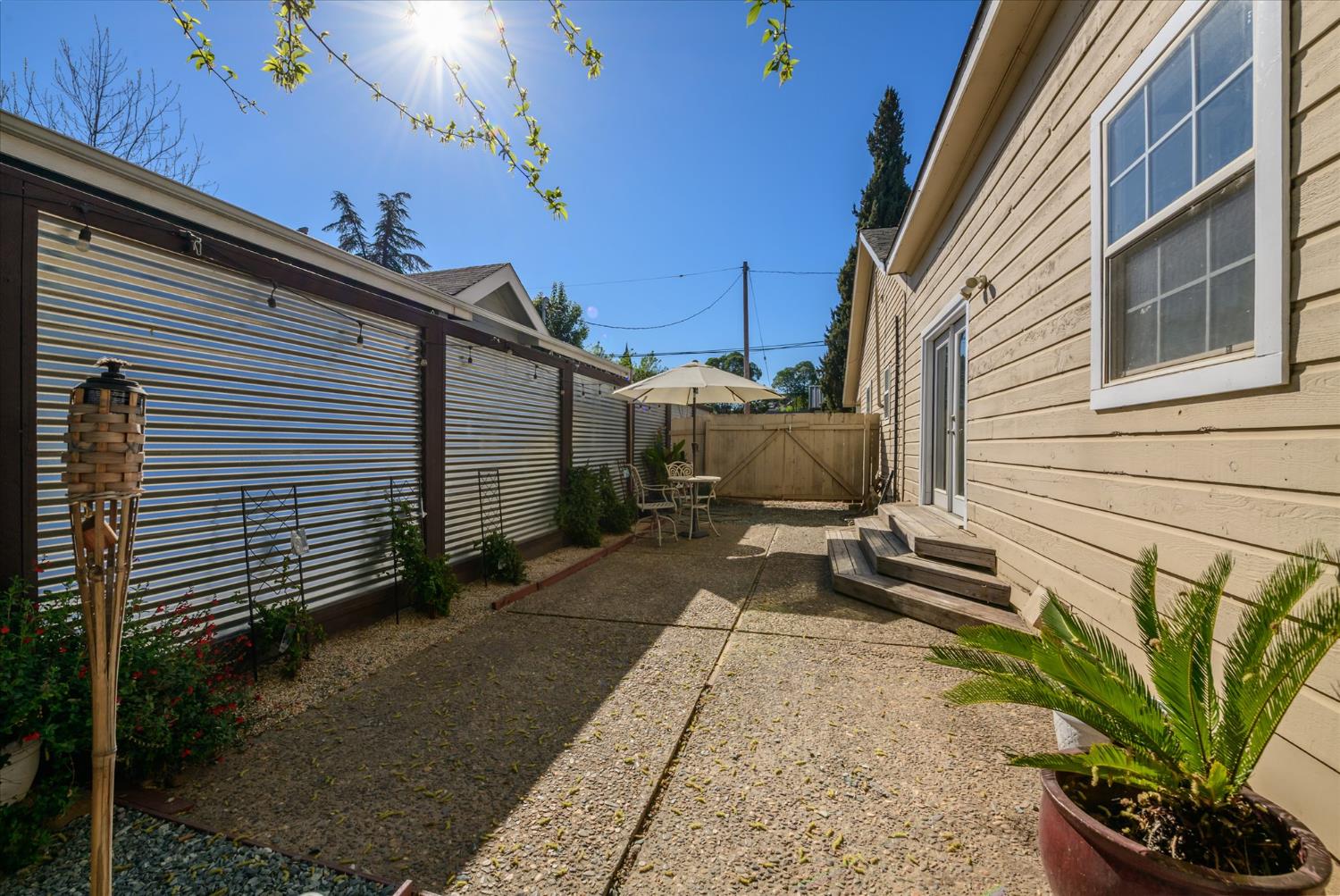 103 E Jackson Street
