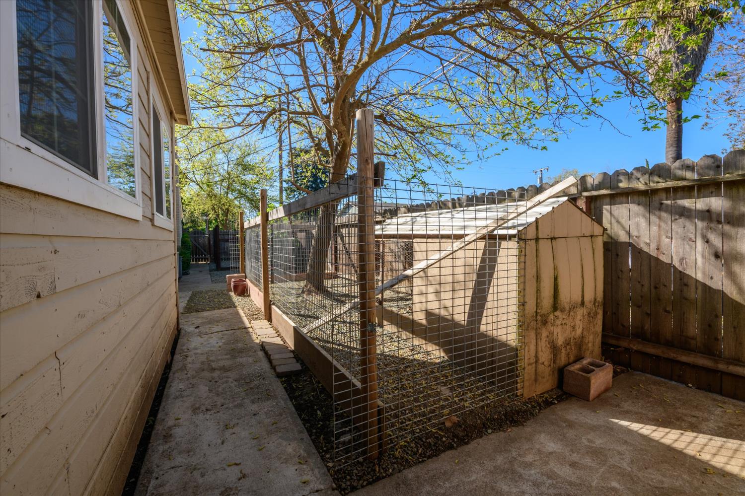 103 E Jackson Street