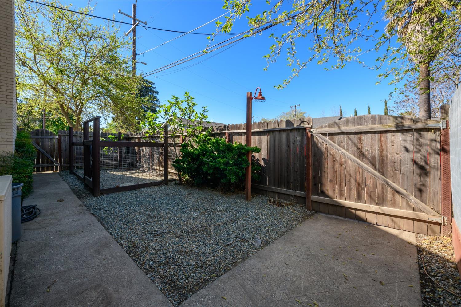 103 E Jackson Street
