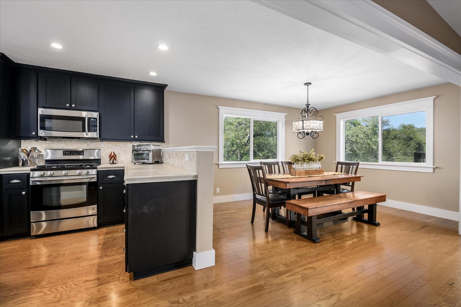 2502 Knollwood Drive