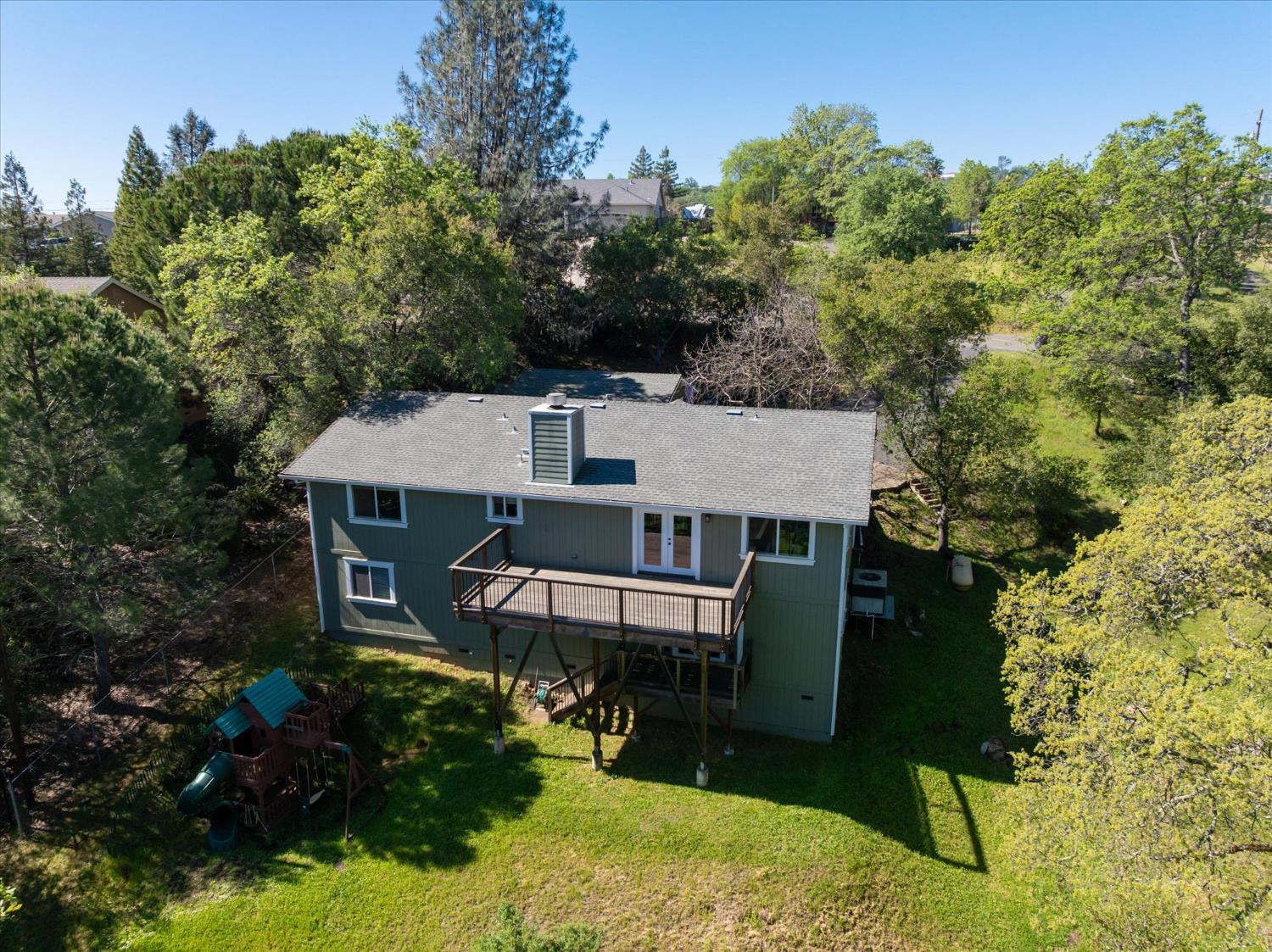 2502 Knollwood Drive