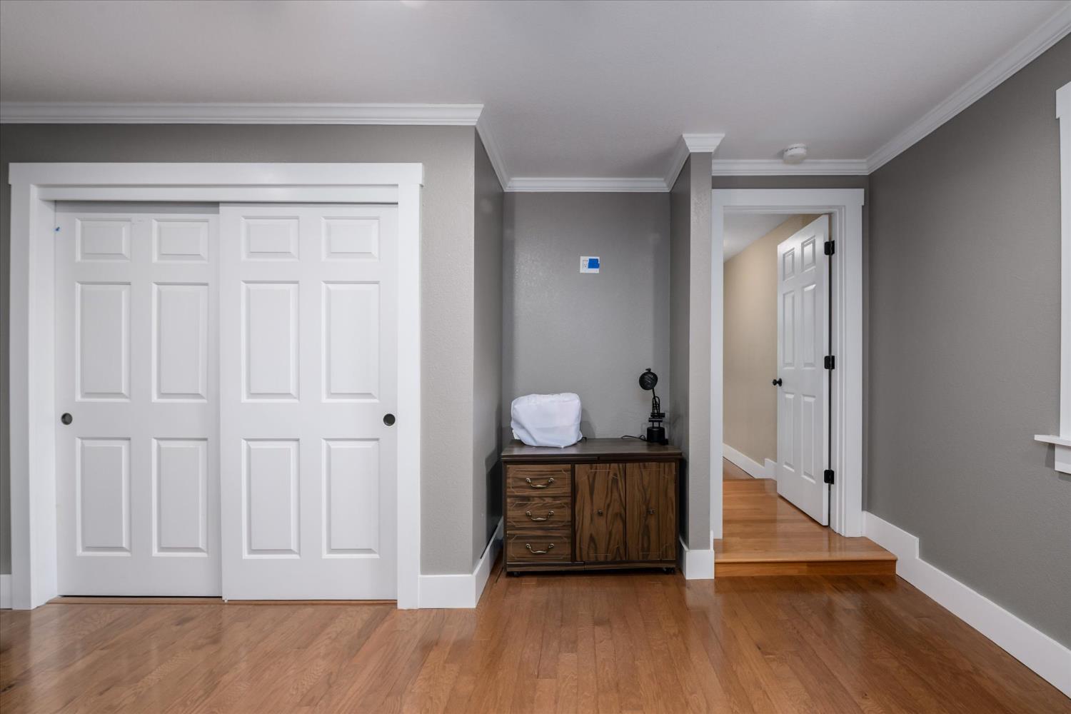 2502 Knollwood Drive