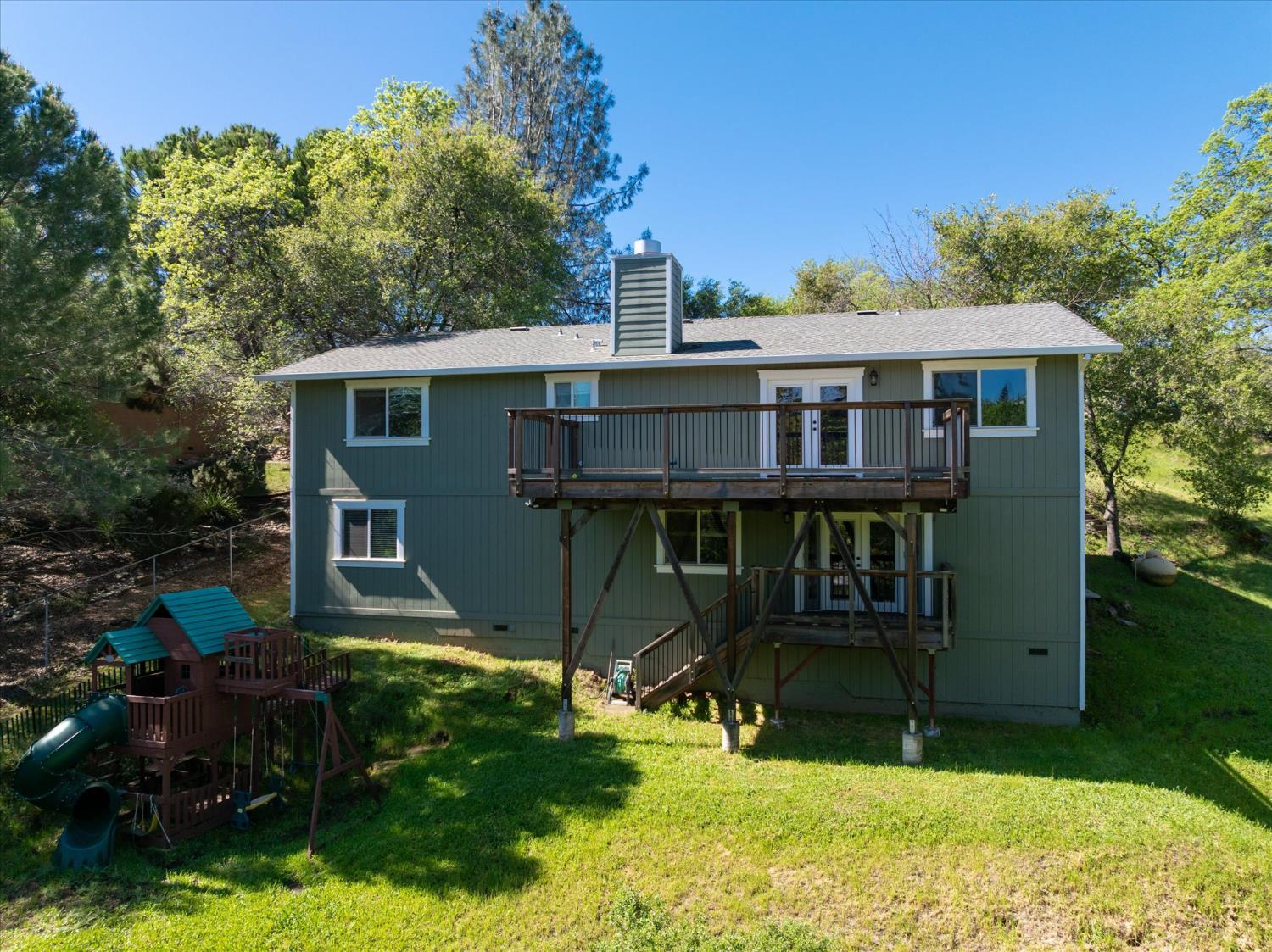 2502 Knollwood Drive