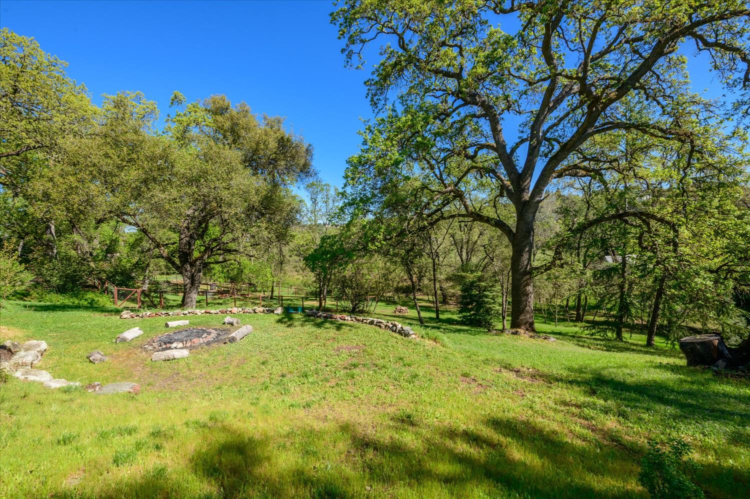 2502 Knollwood Drive