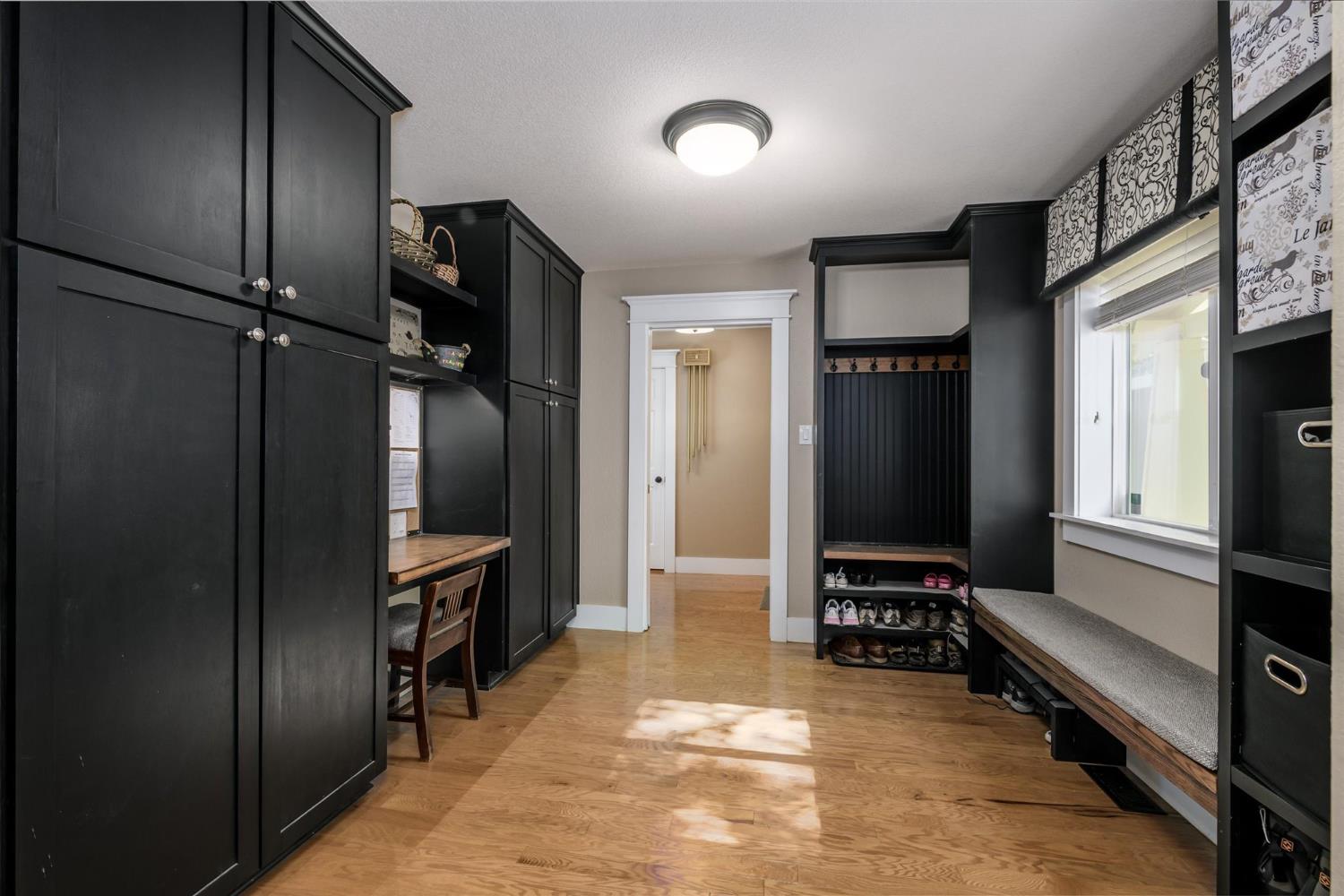 2502 Knollwood Drive