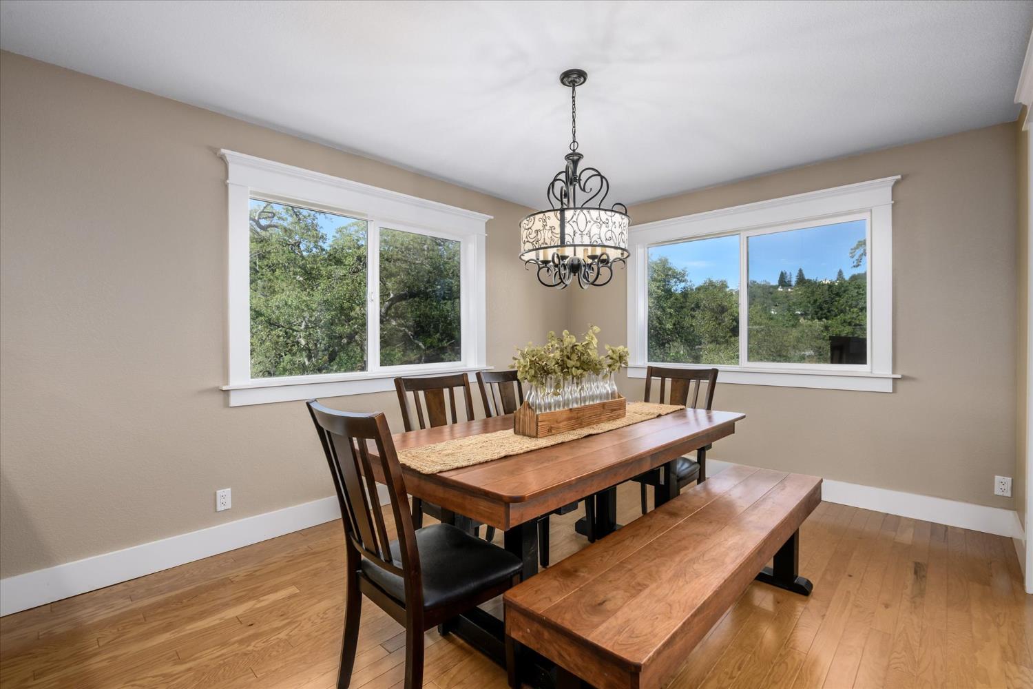 2502 Knollwood Drive