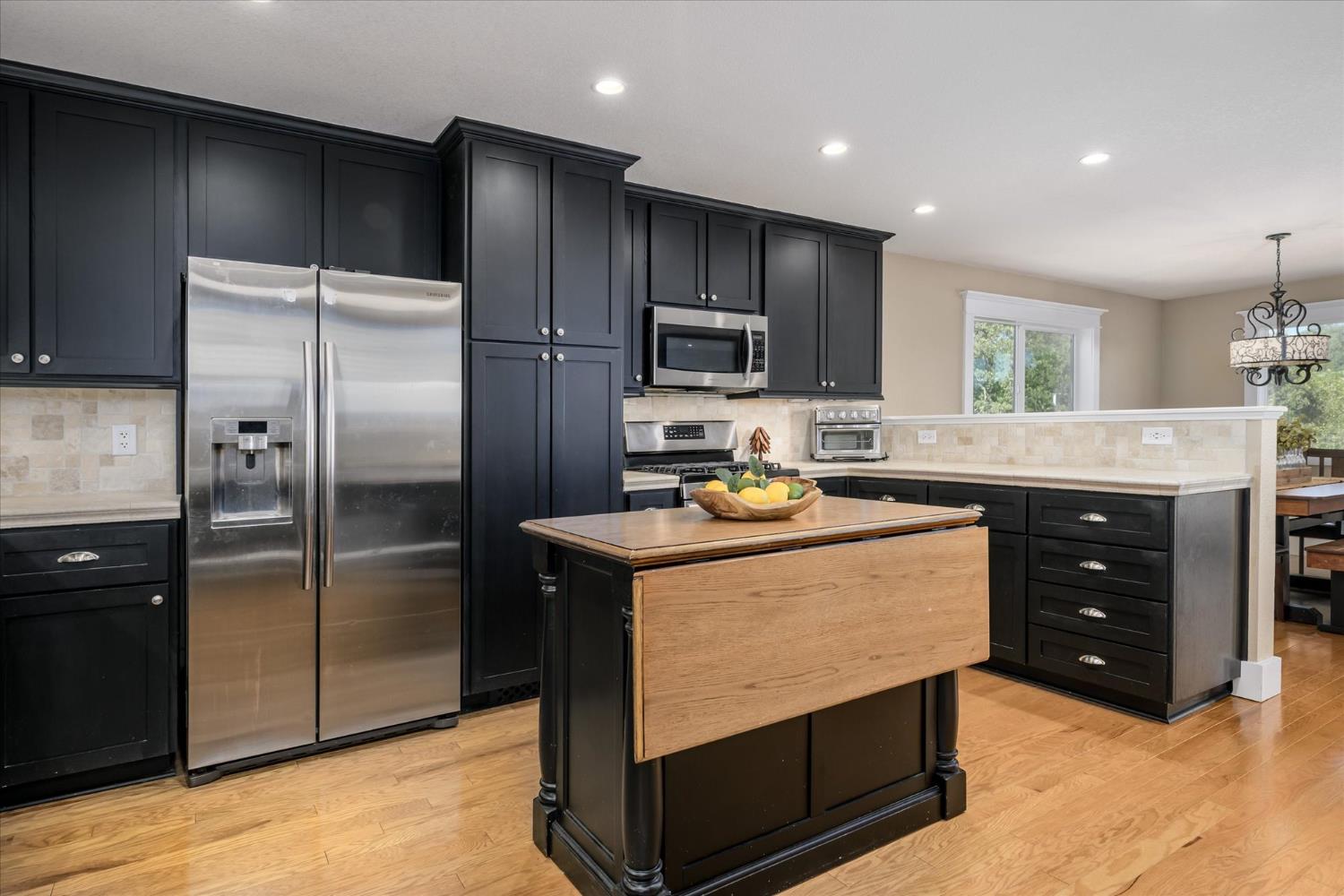 2502 Knollwood Drive